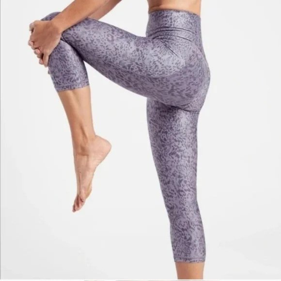 Athleta Salutation Stash Pocket II Leopard Print I Size Small - Picture 2 of 5